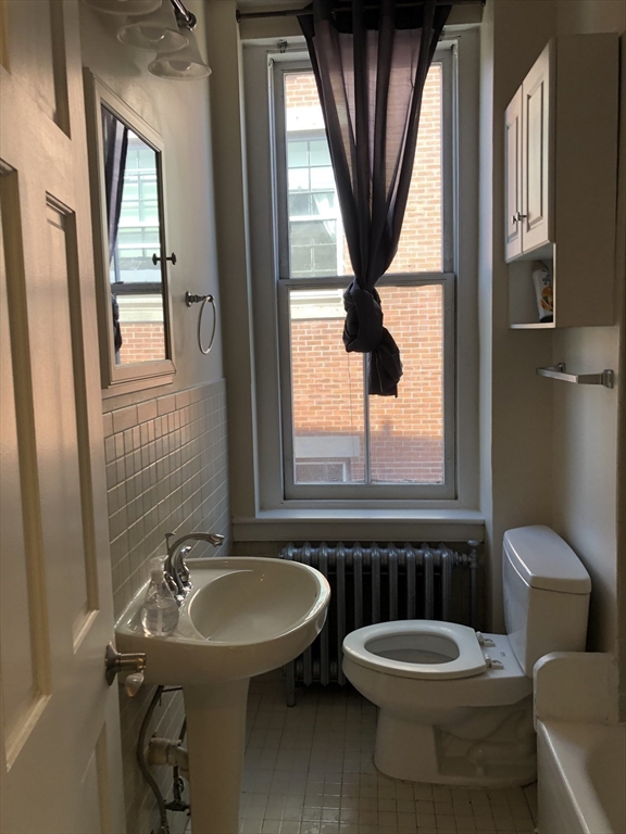 3 Gloucester, Back Bay