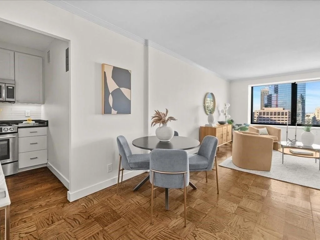 65 E India Row, Waterfront