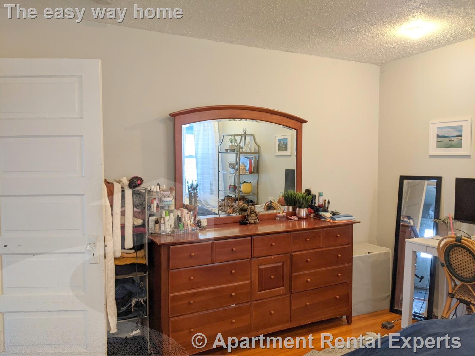 41 Belknap St, Teele Square