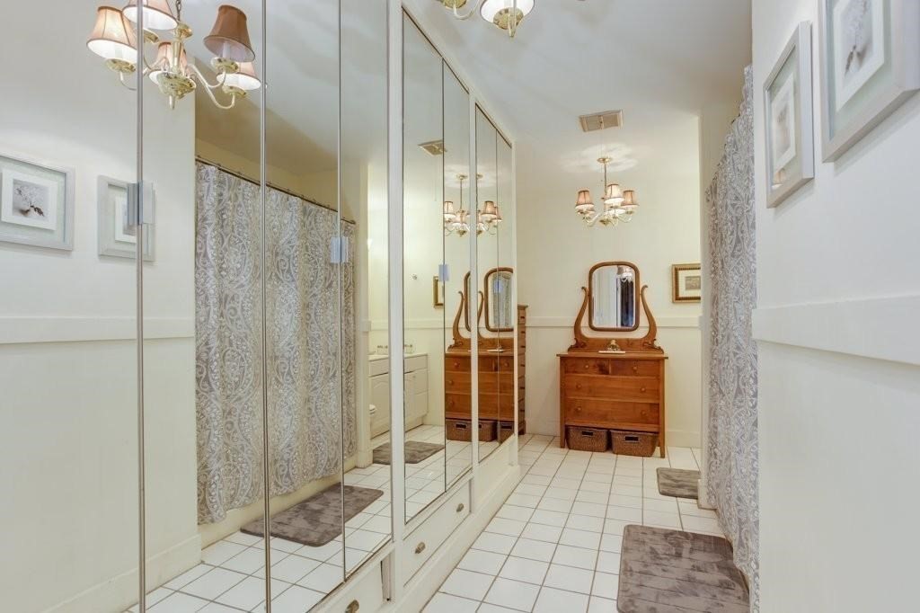 164 Beacon St, Back Bay