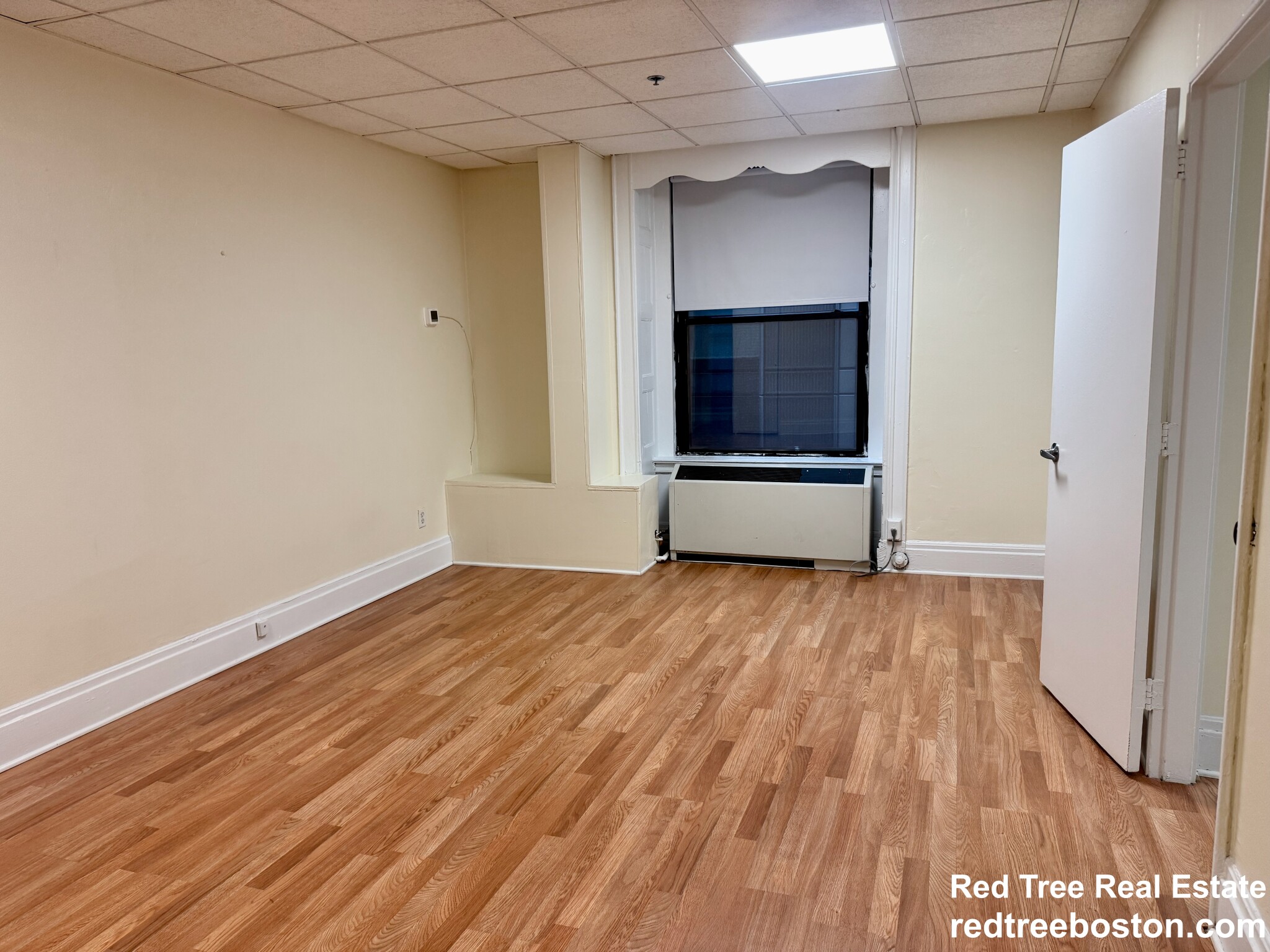 62 Boylston St, Midtown