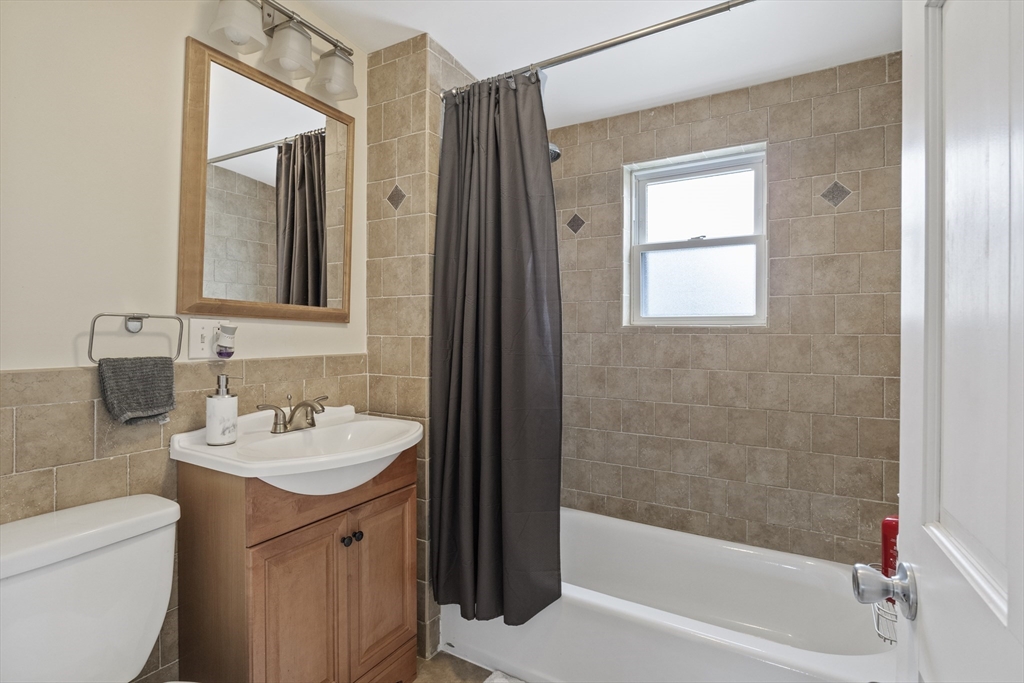 9-11 Clifford St, Hyde Park