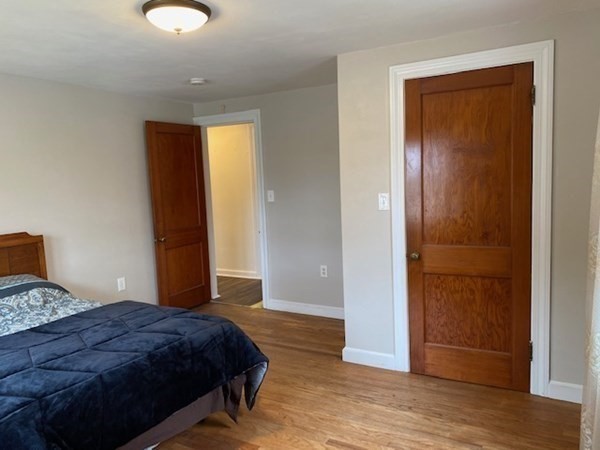 397 Massasoit Rd, Quinsigamond Valley