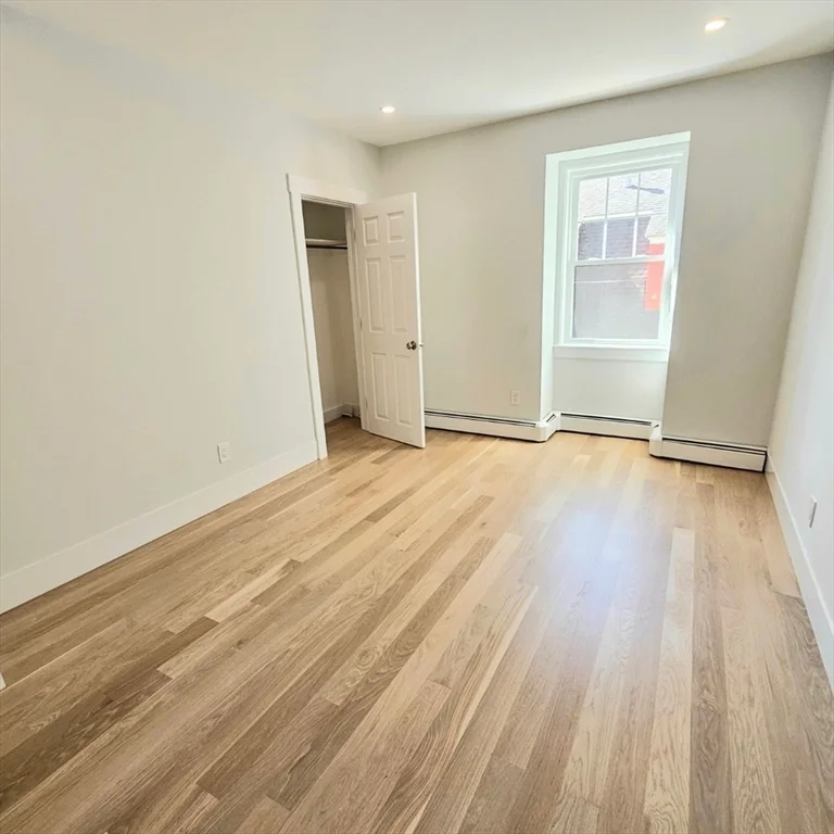 18 Roberts St, Brookline