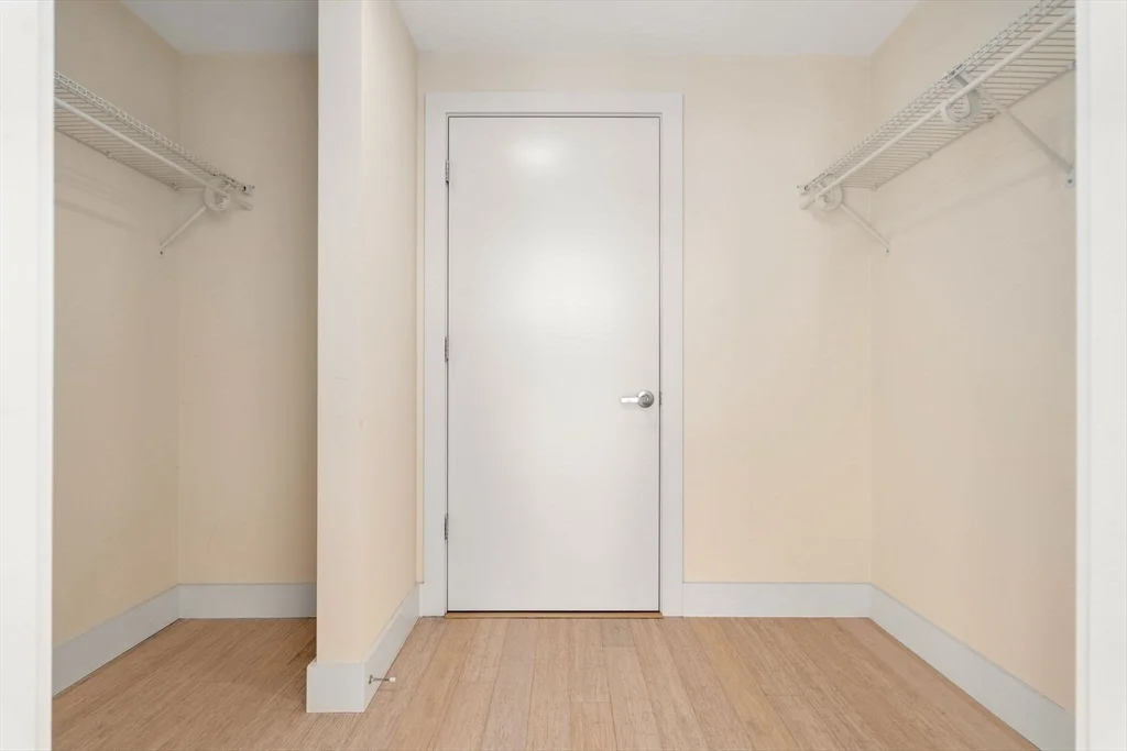 121 Portland St, West End