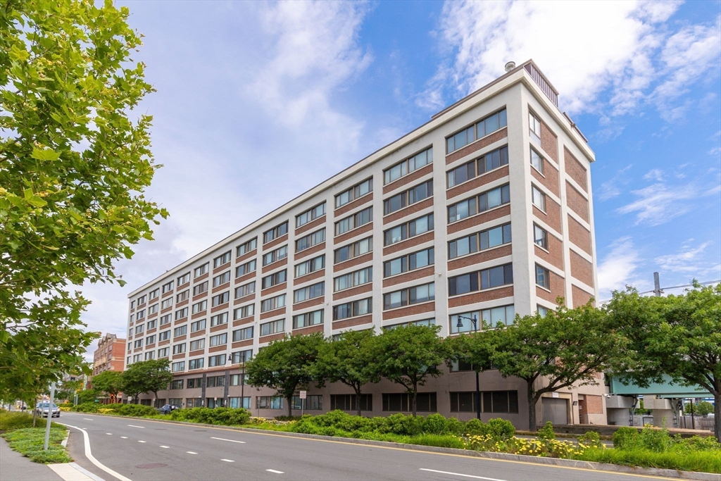 169 Monsignor O'brien Highway, East Cambridge