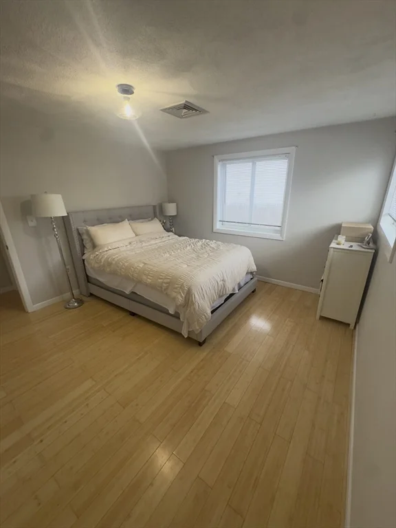 19 Skyline Dr, Malden