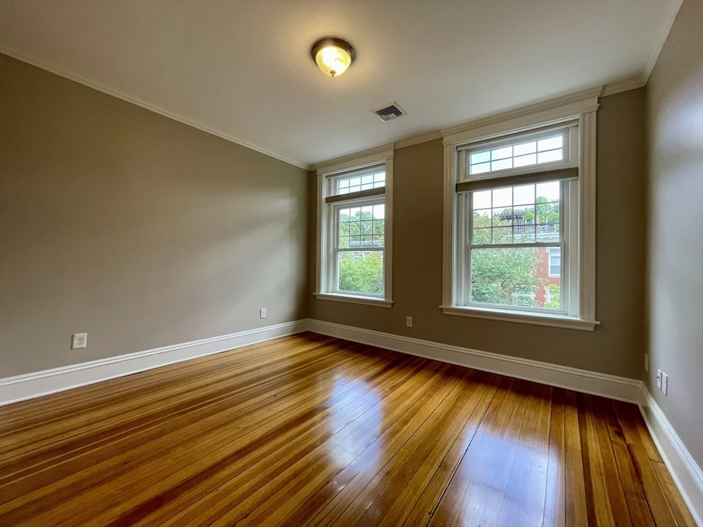 5 Strathmore Rd, Brookline