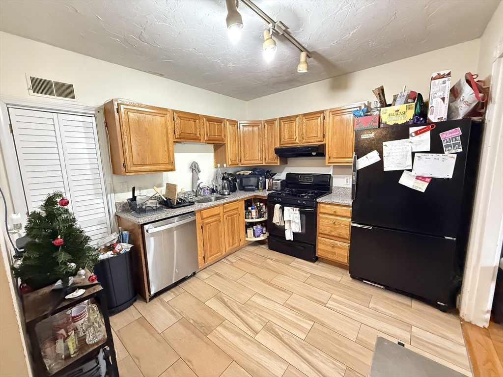 880 Huntington Ave ,, Mission Hill