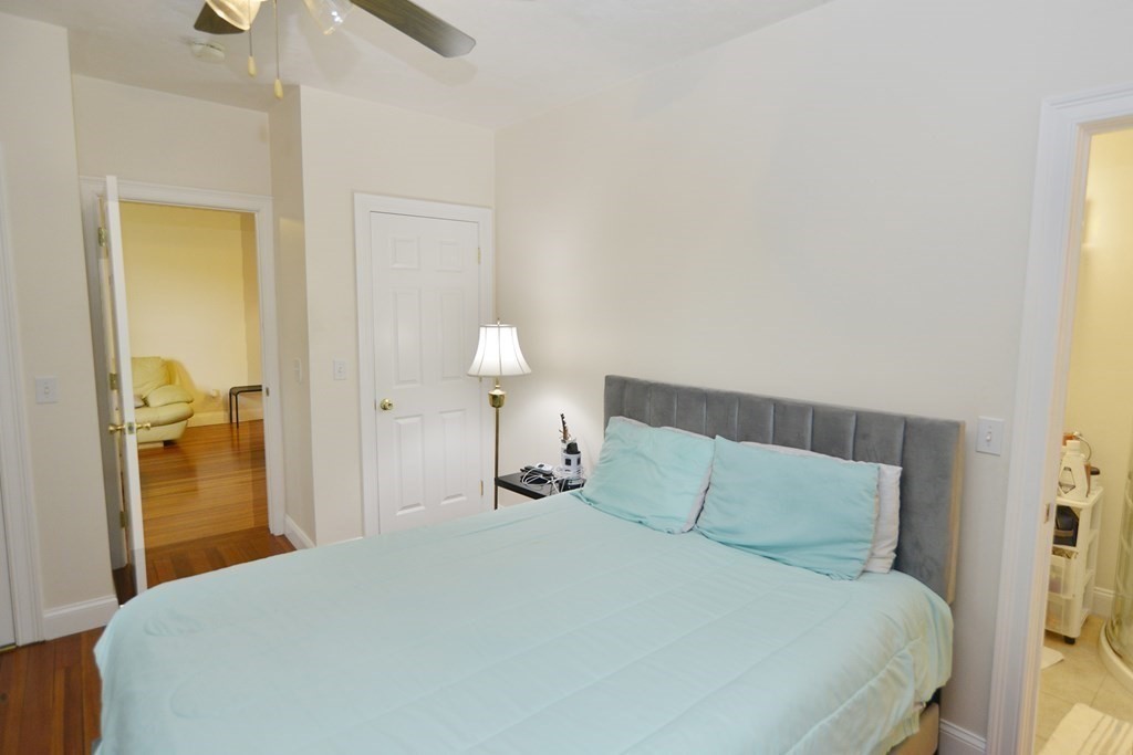 11 Ballard St, Jamaica Plain