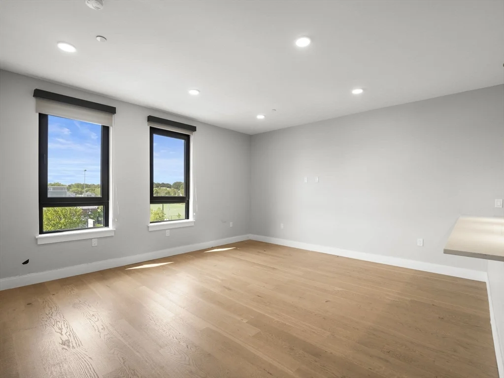 9 Central St, Spring Hill