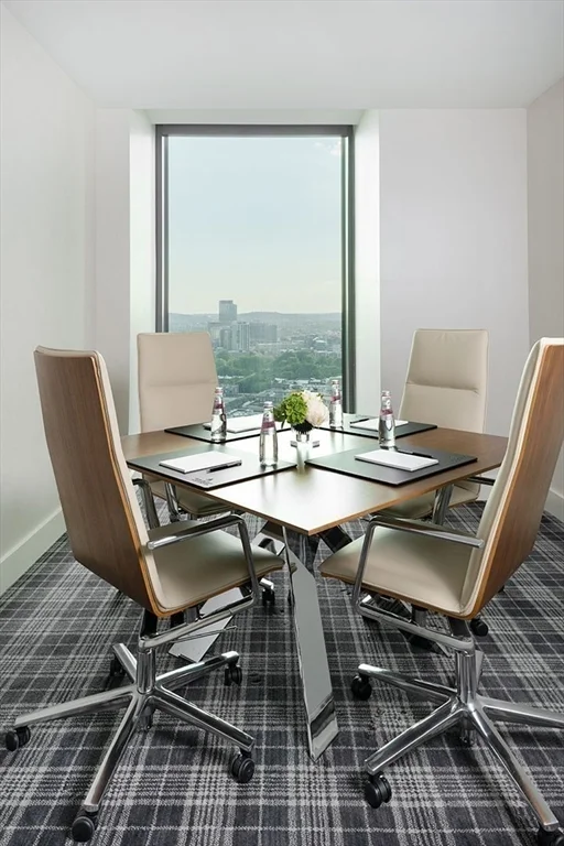 1 Dalton St, Back Bay