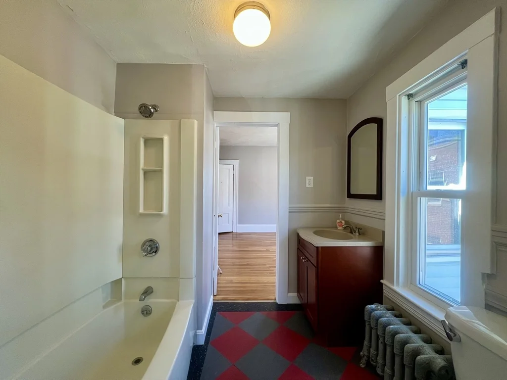 17 Sanborn, Reading