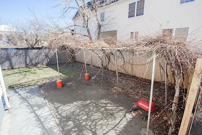 22 Murdock St, Powder House Square