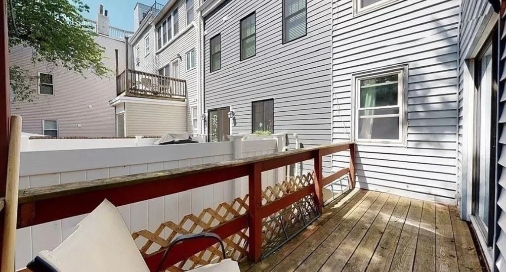 93 Baxter St, South Boston