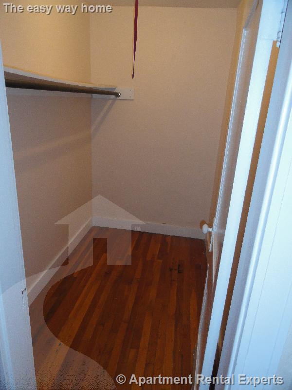 402 Highland Ave, Davis Square