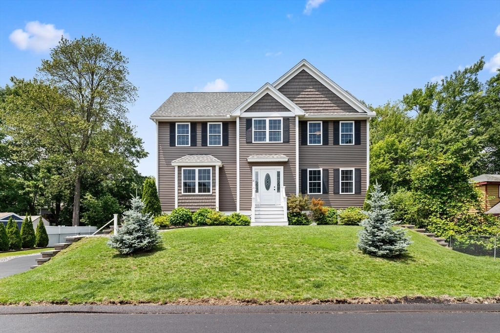 10 Carol Ave, Burlington