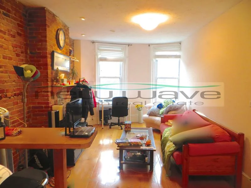 206 Northampton St, South End