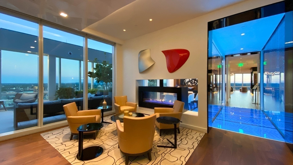 188 Brookline Ave, Fenway