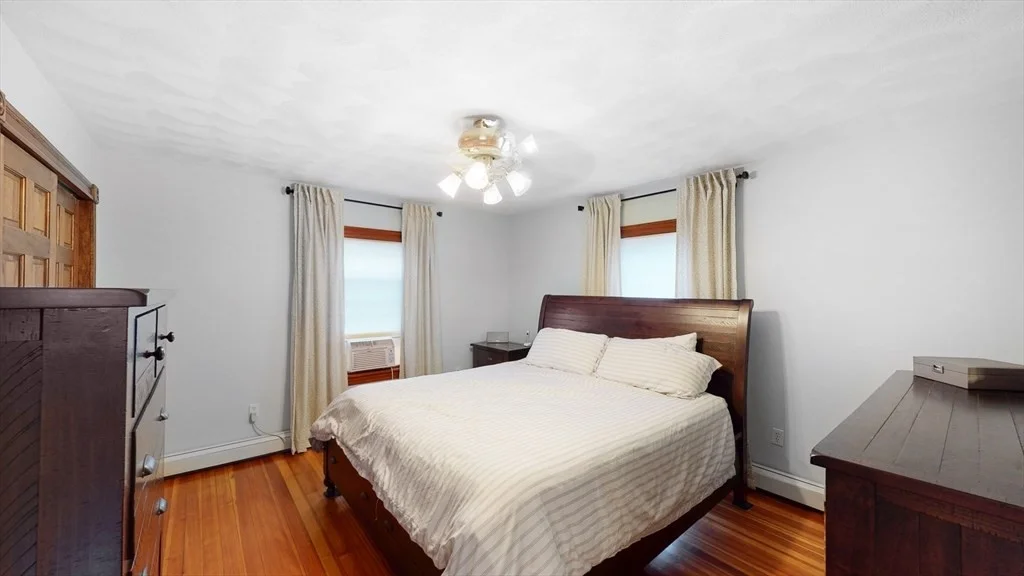 271 River Rd, Winthrop
