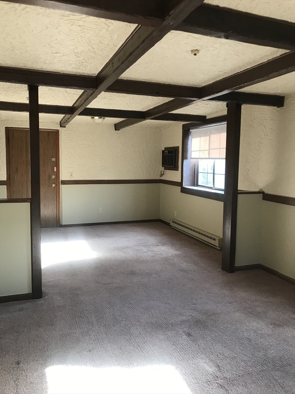 75 Winthrop St, Everett