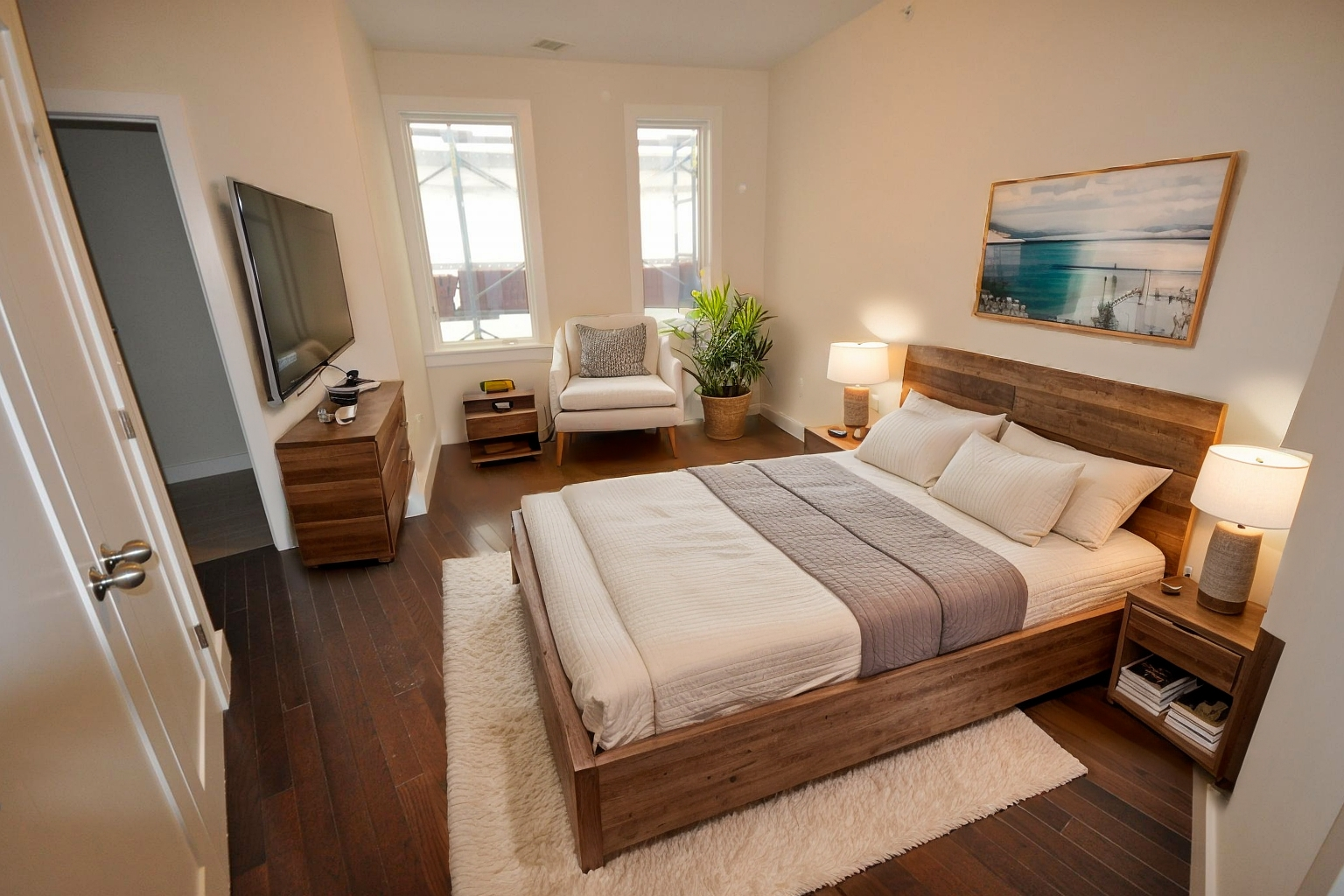4 bed, 2.5 bath apartment for rent at 20 Sussex St Unit 20, Roxbury — photo 2 of 31