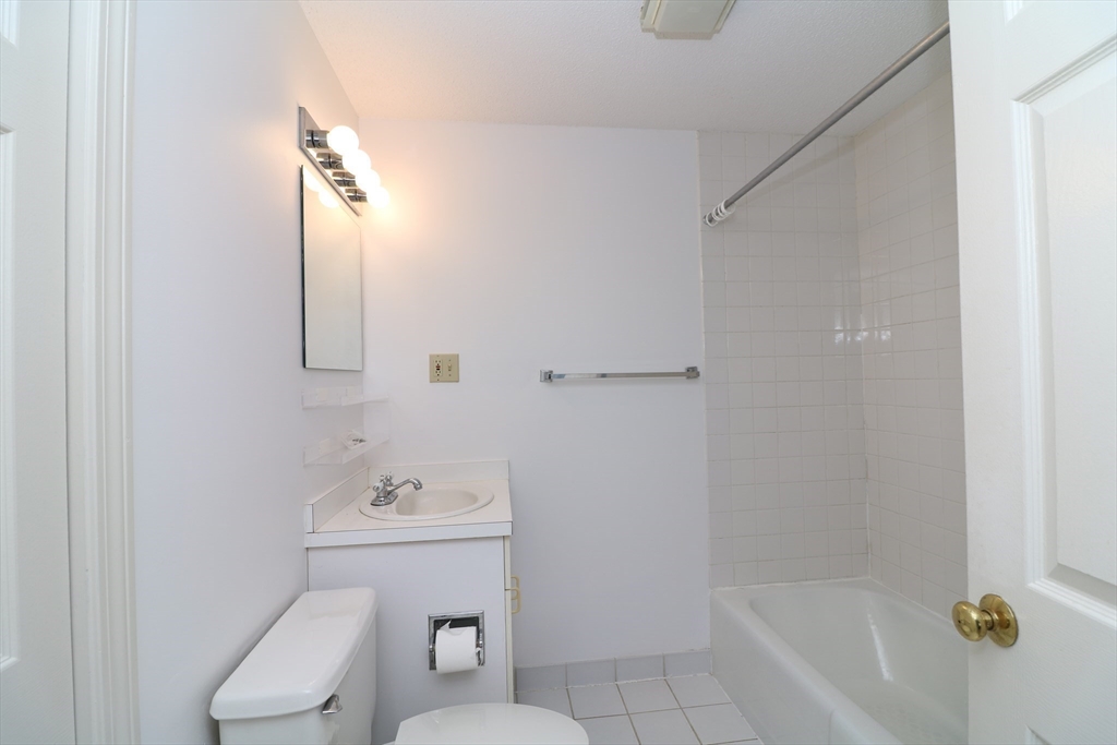 26 Webb Pl, Mansfield