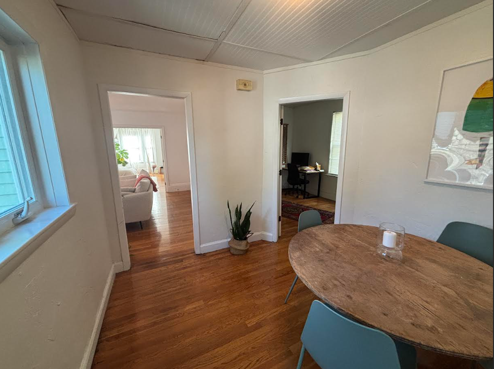 17 Pinckney St, East Somerville