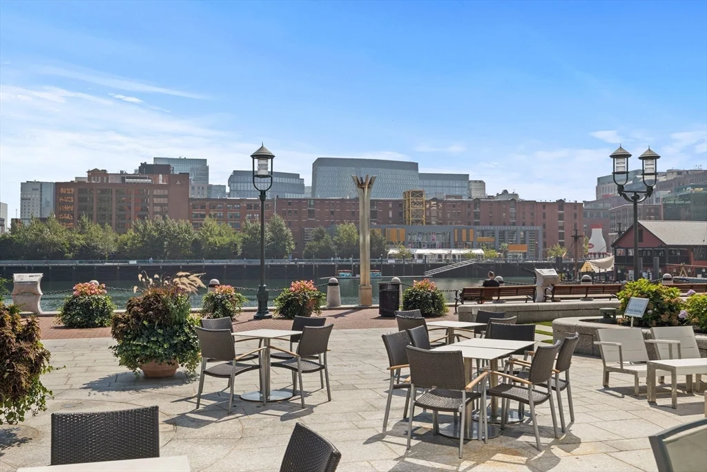 500 Atlantic Ave, Waterfront