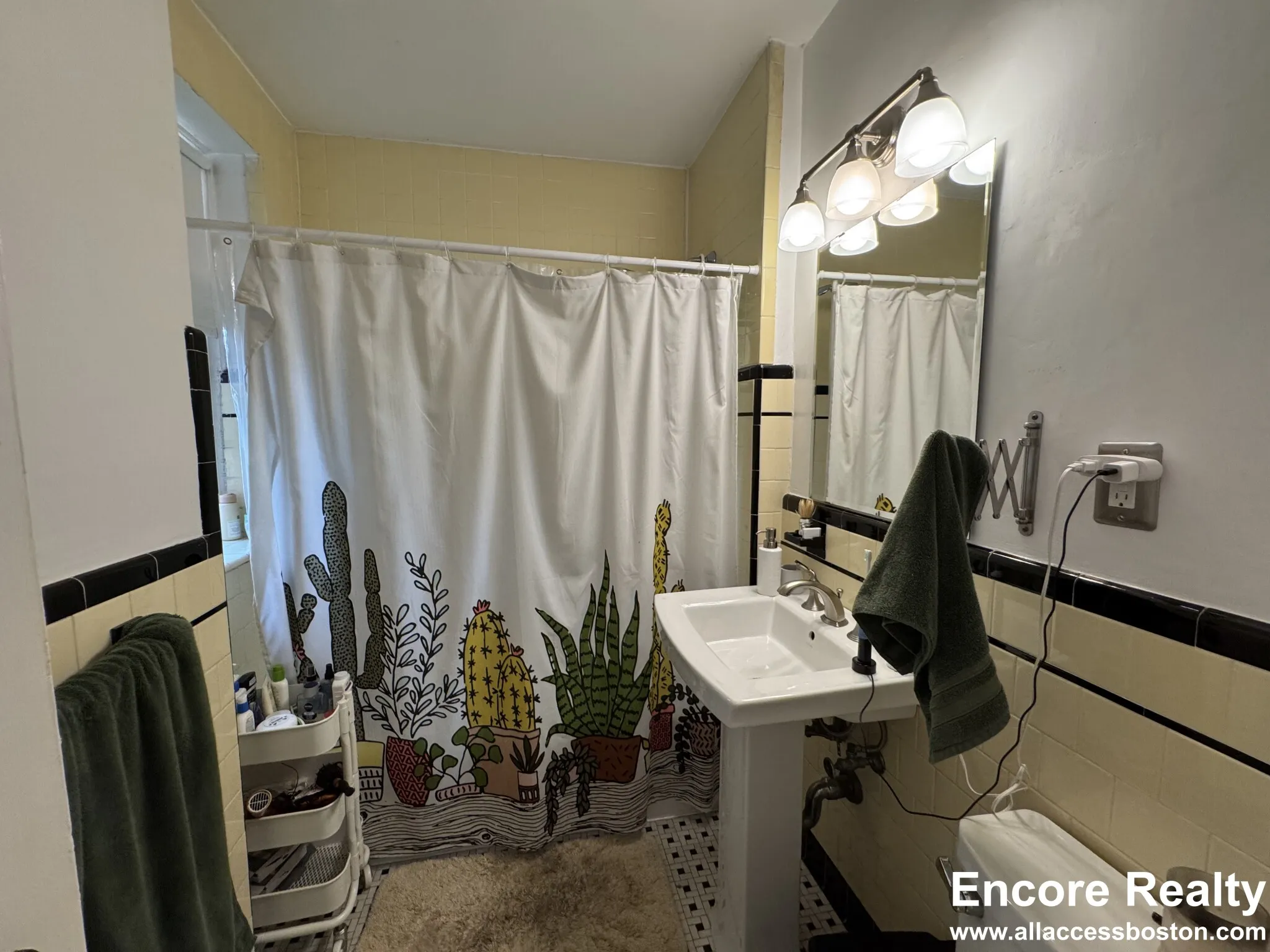 89 Longwood Ave, Coolidge Corner