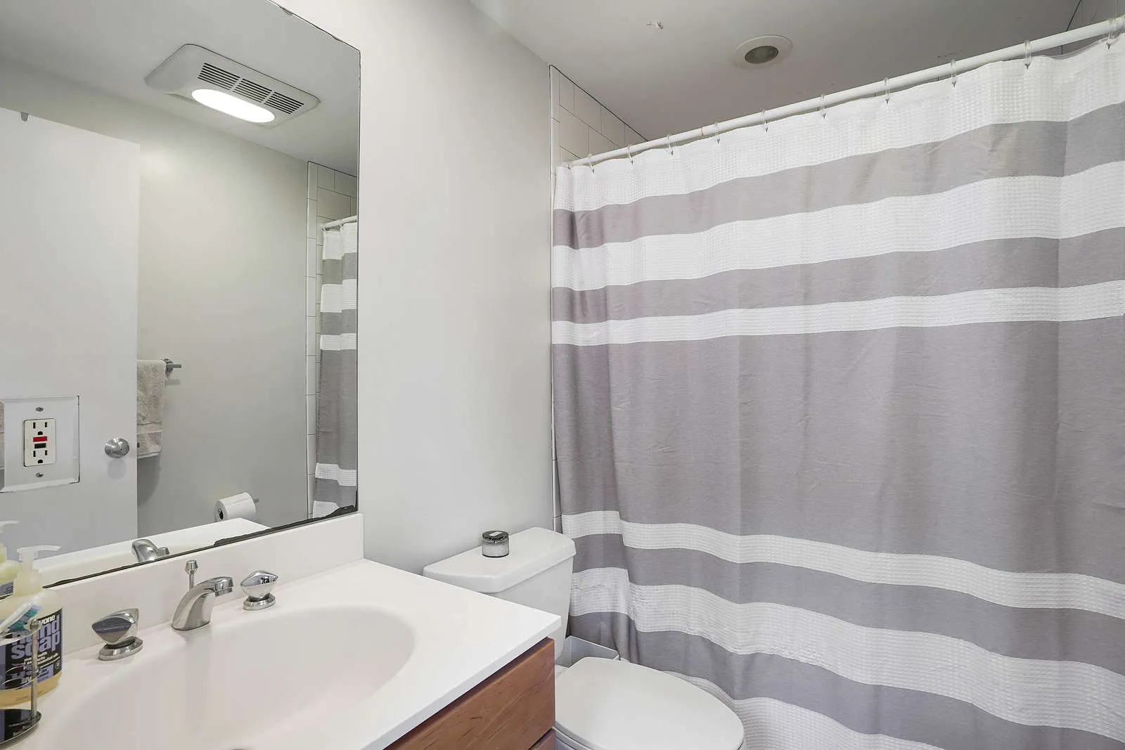 1661-1663 Washington St, South End