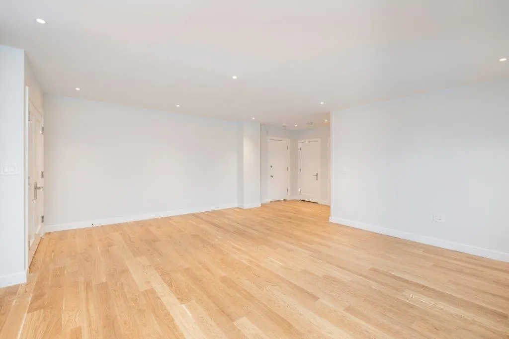 123 Highland Ave, Winter Hill