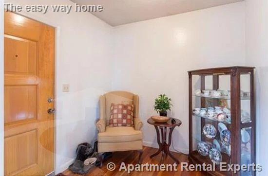 89 Princeton St, Tufts