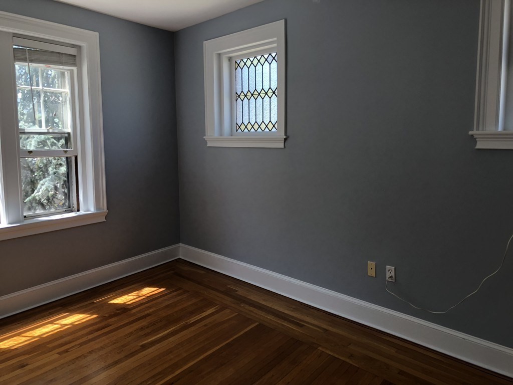 2025 Commonwealth Ave, Brighton