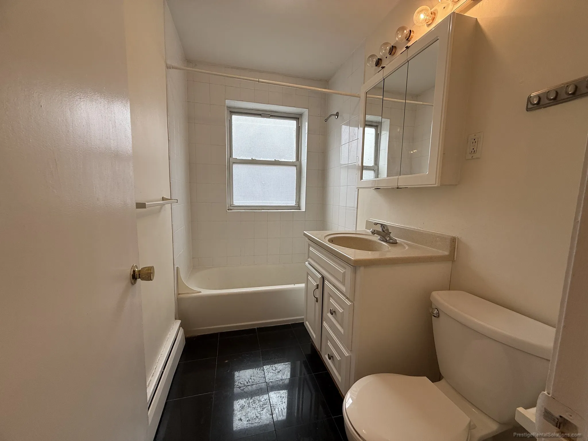 34 Gardner St, Allston