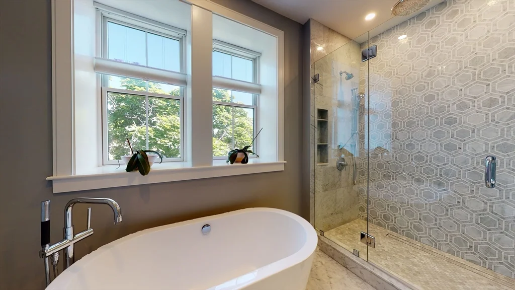 459 E 8th, South Boston