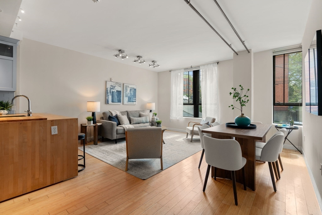 251 Heath St, Jamaica Plain