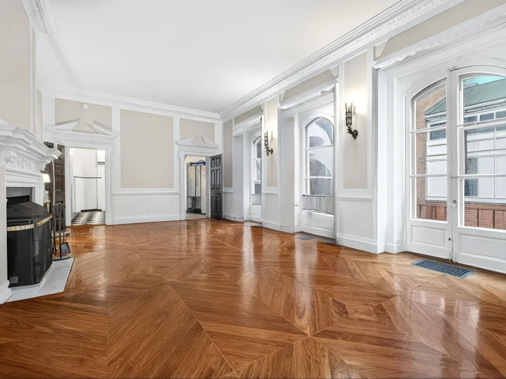 93 Beacon St, Beacon Hill