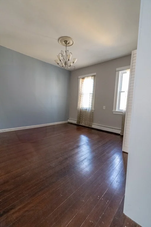 28 Harding Ter, Dedham