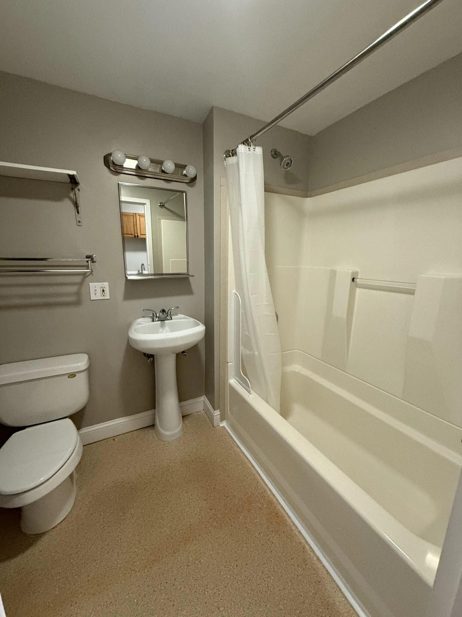 312 Shirley St, Winthrop