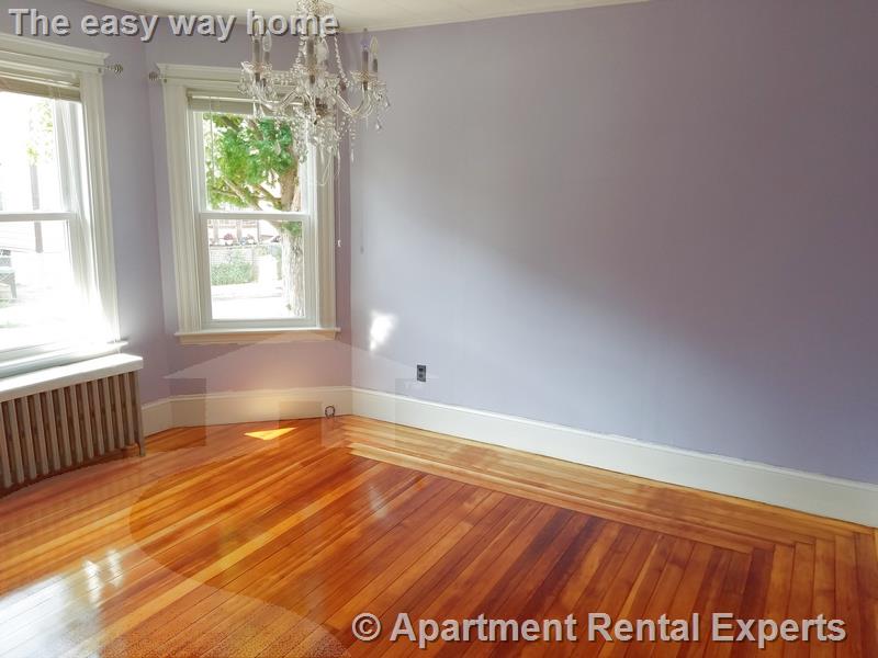 58 Gold Star Rd, Davis Square