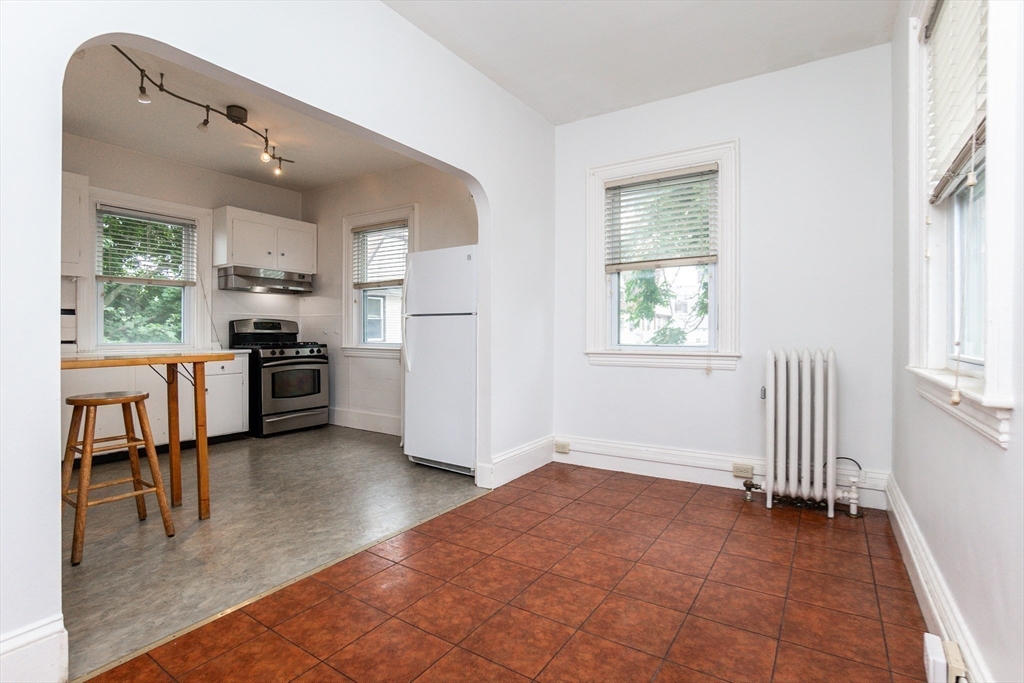 101 Central Ave, Newtonville