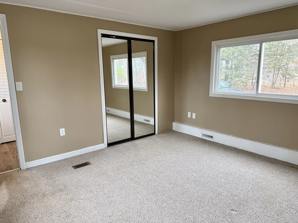 12 Hayes St, Salisbury