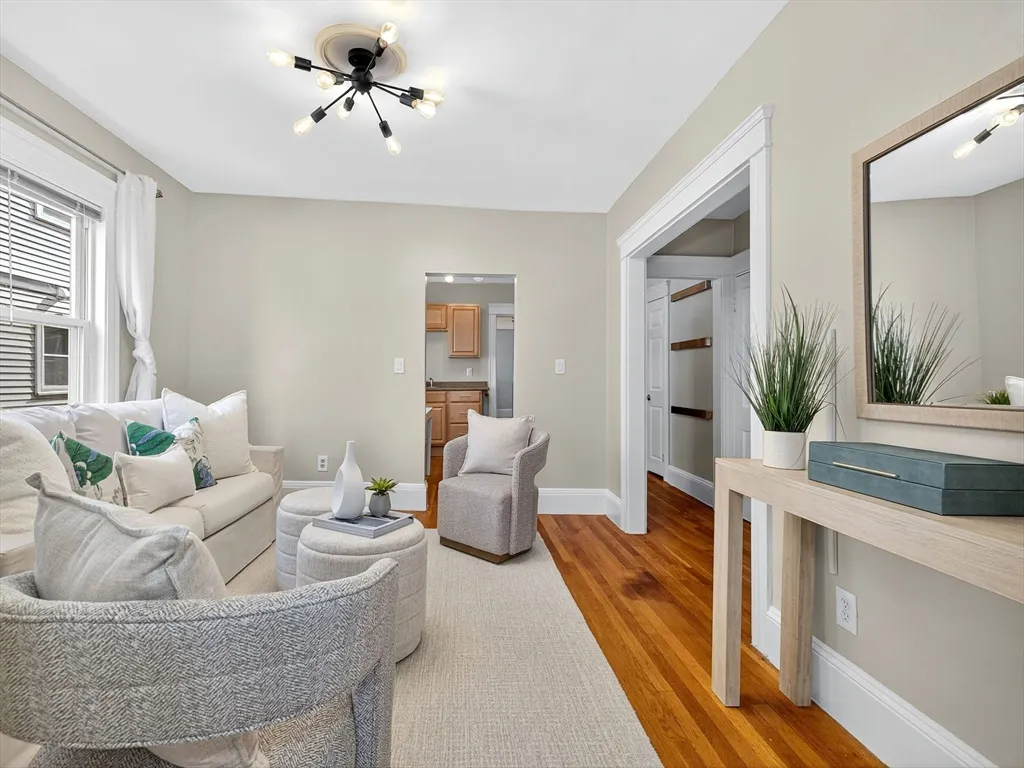 187 Florence St, Roslindale