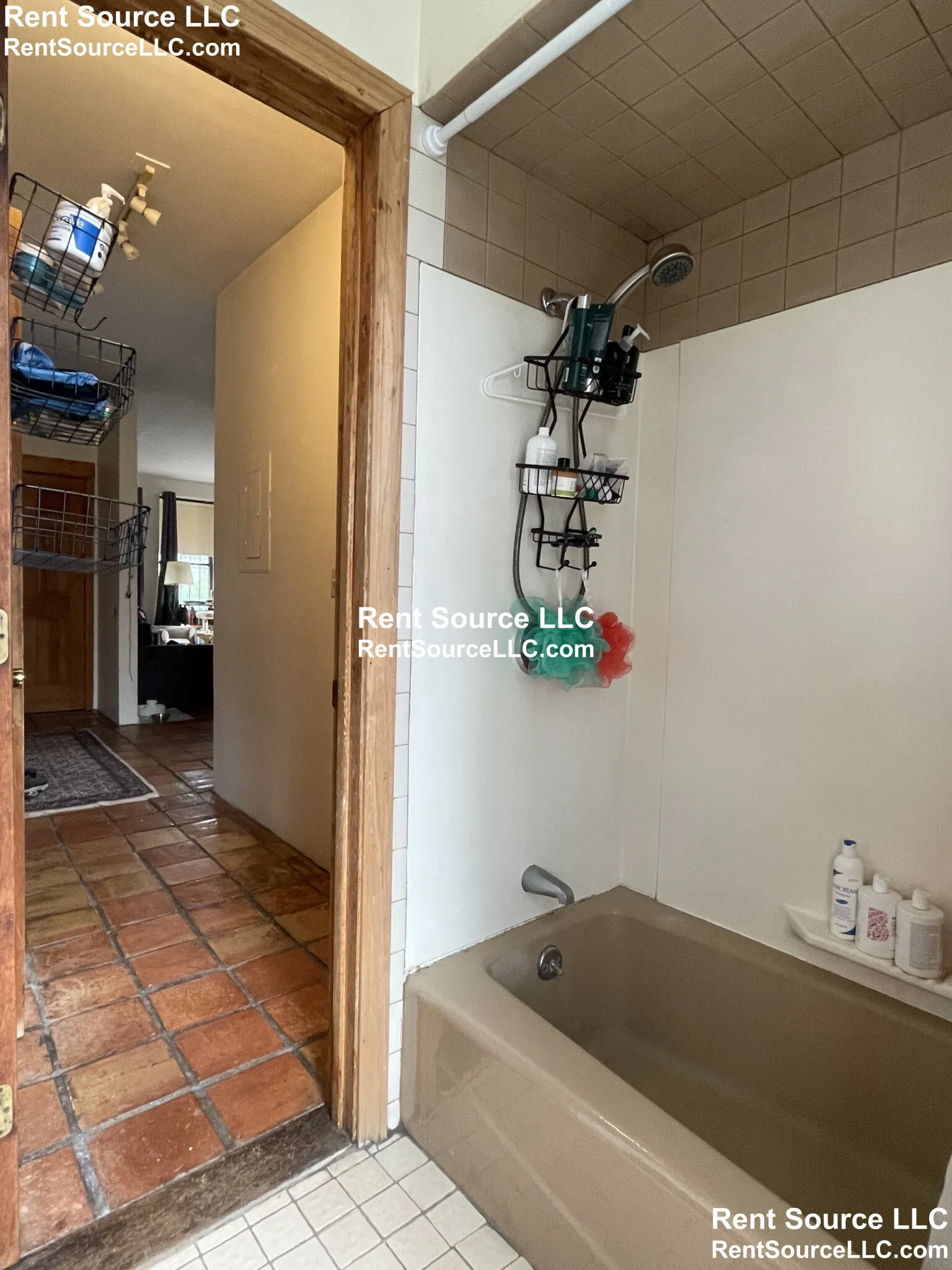 31 Fort Ave, Roxbury