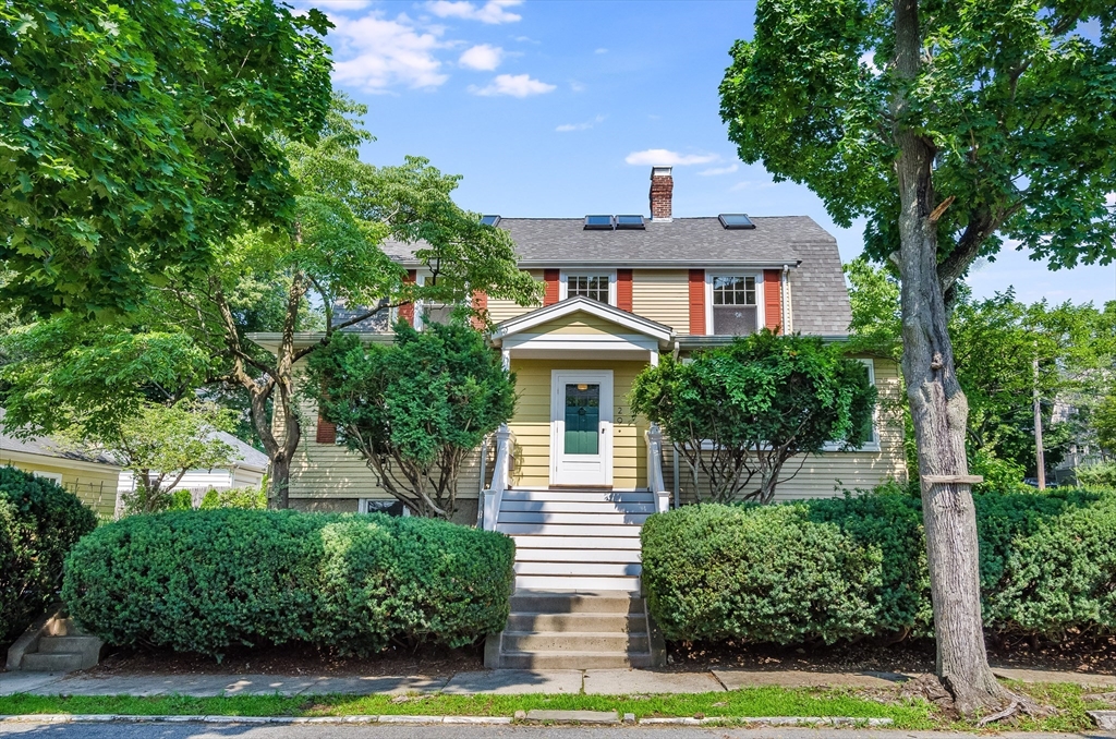 29 Devereaux, Arlington