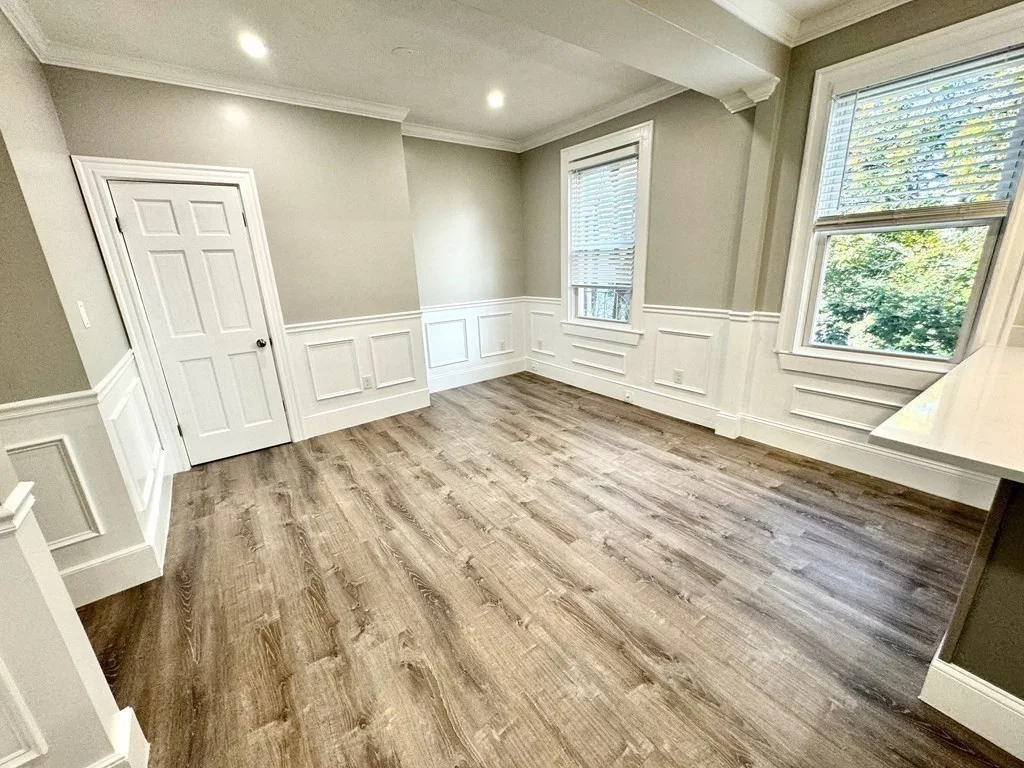 61 Gates St, South Boston