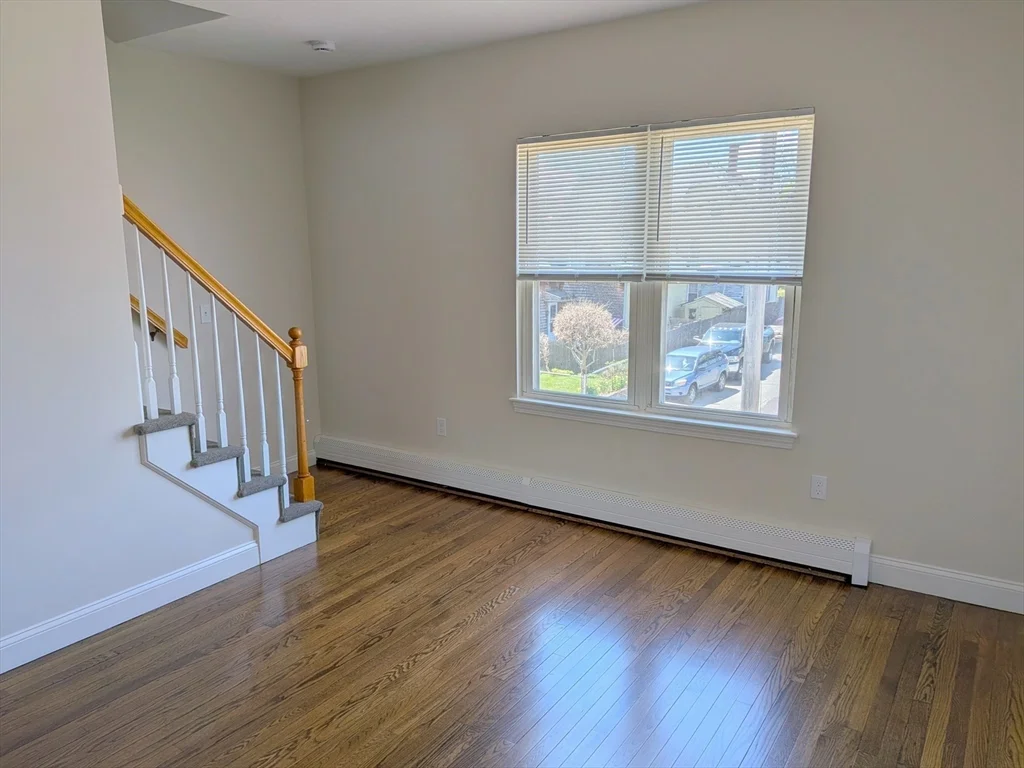 146 Pine St, Attleboro