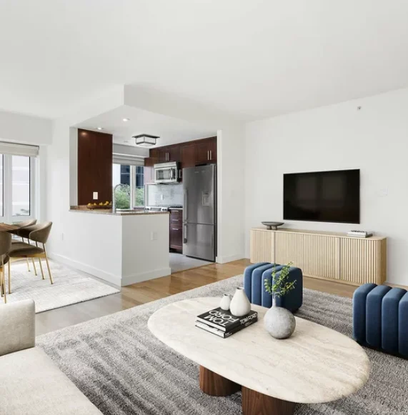 135 Clarendon St, Back Bay