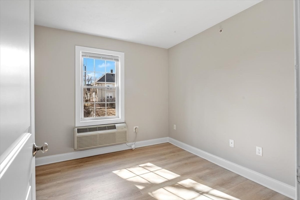 205 Elm St, Quincy Center